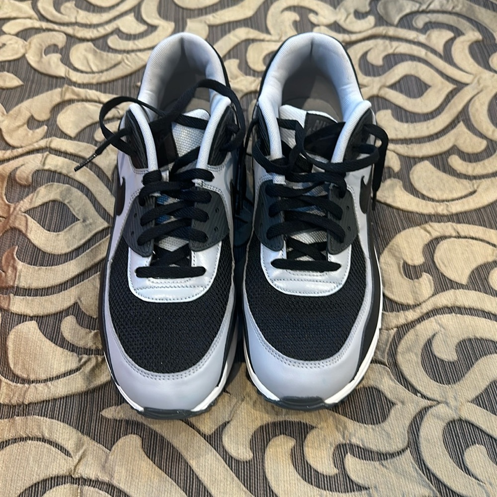 Nike Airmax worn once